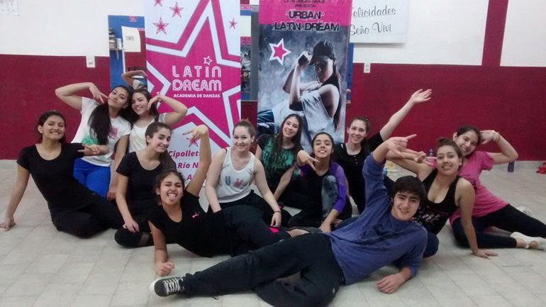 Alumnos de la academia cipoleña Latin Dream participarán de la instancia nacional de Aeróbica y Danza tras destacarse a nivel regional.