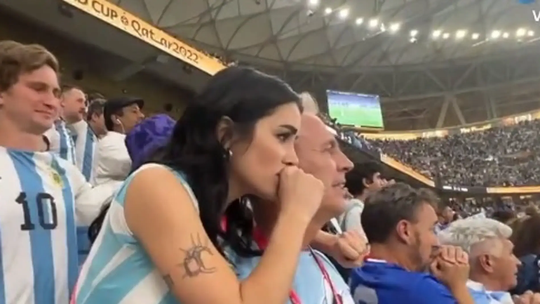 Denuncian que Lali Espósito fue apoyada en la final del Mundial