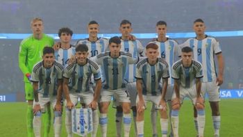 la seleccion argentina sub 20 enfrenta a mexico por un lugar en las semis: hora, formaciones y tv