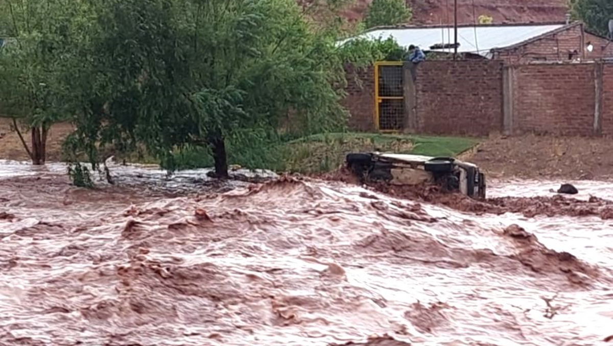 Video: impactante tormenta causó destrozos en Rincón 