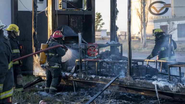 Susto por un incendio adentro del predio de la empresa Oldelval