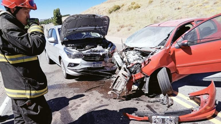 Cinco heridos en un triple choque en la Ruta 237