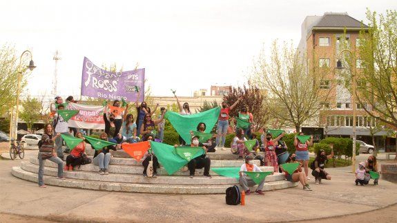 Caravana en Cipolletti para pedir el aborto legal