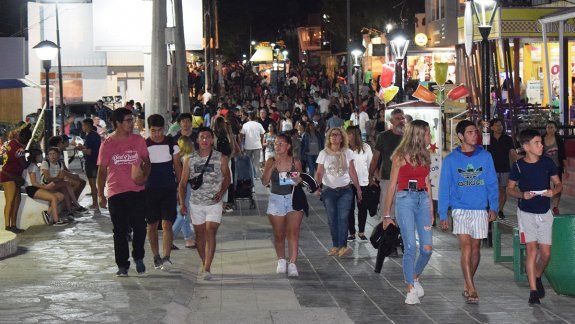 El paseo por la peatonal