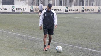 desde casa, aqua romero no le afloja a su recuperacion