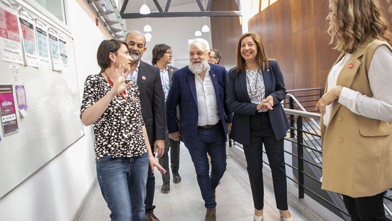 Inauguran un edificio áulico y laboratorios de la UNRN en Bariloche
