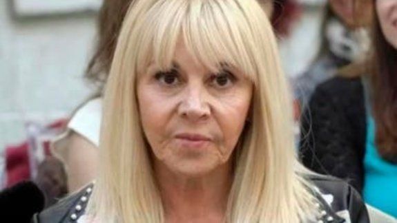 Tres hijos de Diego pidieron que continúe el juicio contra Claudia Villafañe