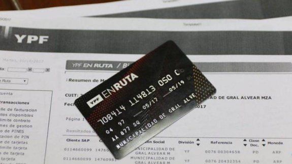 La defraudación es por realizar maniobras con dos tarjetas pertenecientes al programa YPF en Ruta.&nbsp;