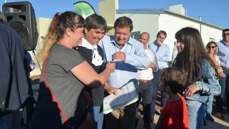 Entregaron otras 80 casas en el Distrito Vecinal Noroeste