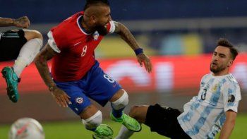 polemica: tagliafico le gano el lugar a acuna y cometio el error que costo el empate