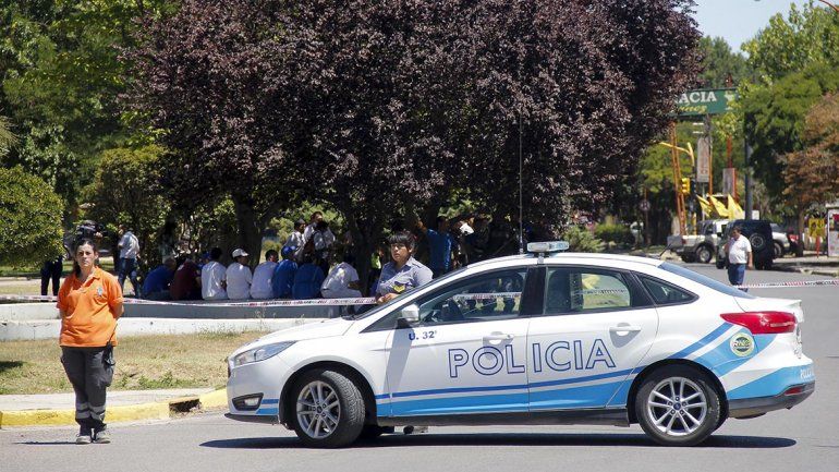 Evacuaron dos súper por amenazas de bomba