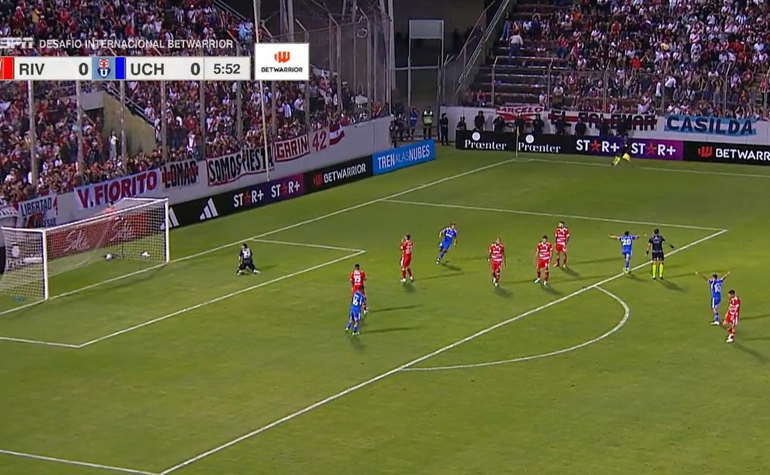 El error del cipoleño Centurión en uno de los goles que recibió River