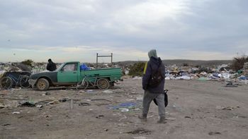 El personal de la Comisaría 45º fue alertado por un robo en el basural. El personal de la Comisaría 45º fue alertado por un robo en el basural.