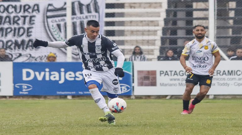 El mediocampista Javier Fernández rescindió contrato con Cipolletti.