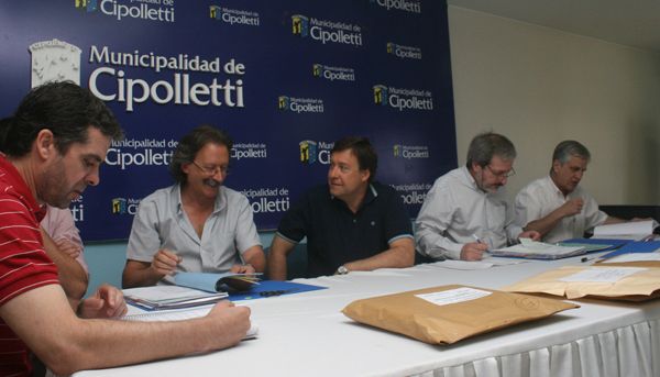 Cinco empresas se presentaron para la obra de pavimento