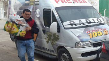 Desde hace años, Hugo Escobar viene impulsando una intensa actividad solidaria en los barrios cipoleños y también en otras localidades.