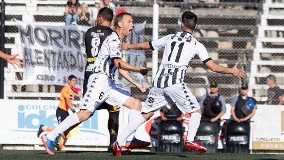 Zbrun: Estamos con bronca y tristeza por esta eliminación
