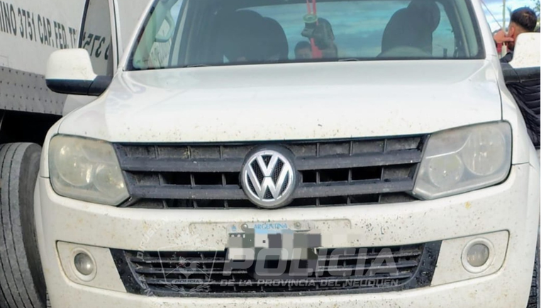 Hubo cuatro detenidos y se secuestró una camioneta por un robo.