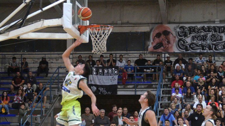 Pérfora le ganó al Albinegro el quinto punto del playoff