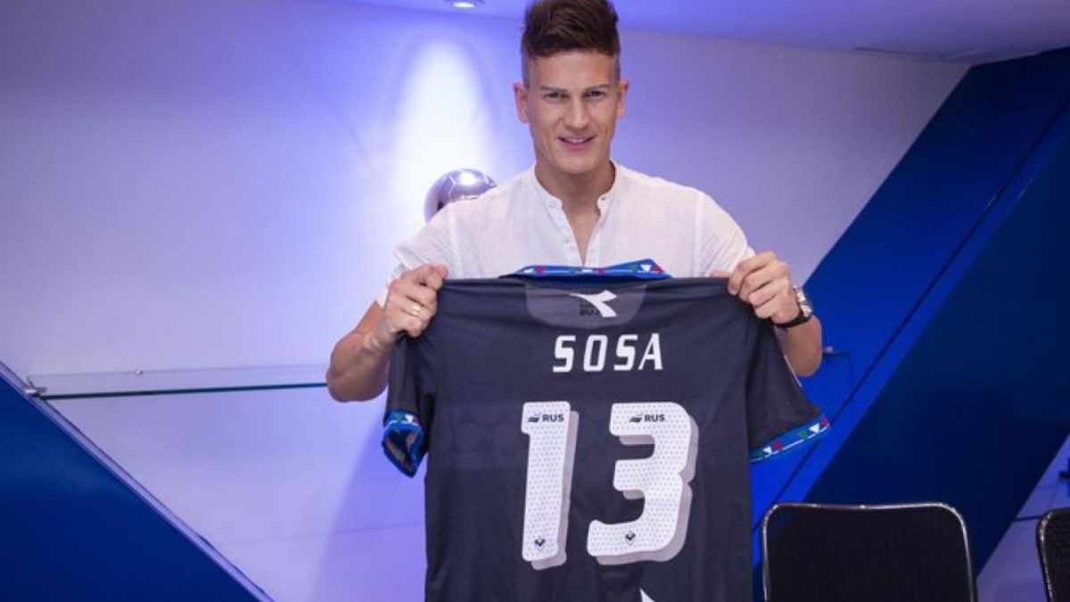 Sebastián Sosa con la camiseta de Vélez.&nbsp;