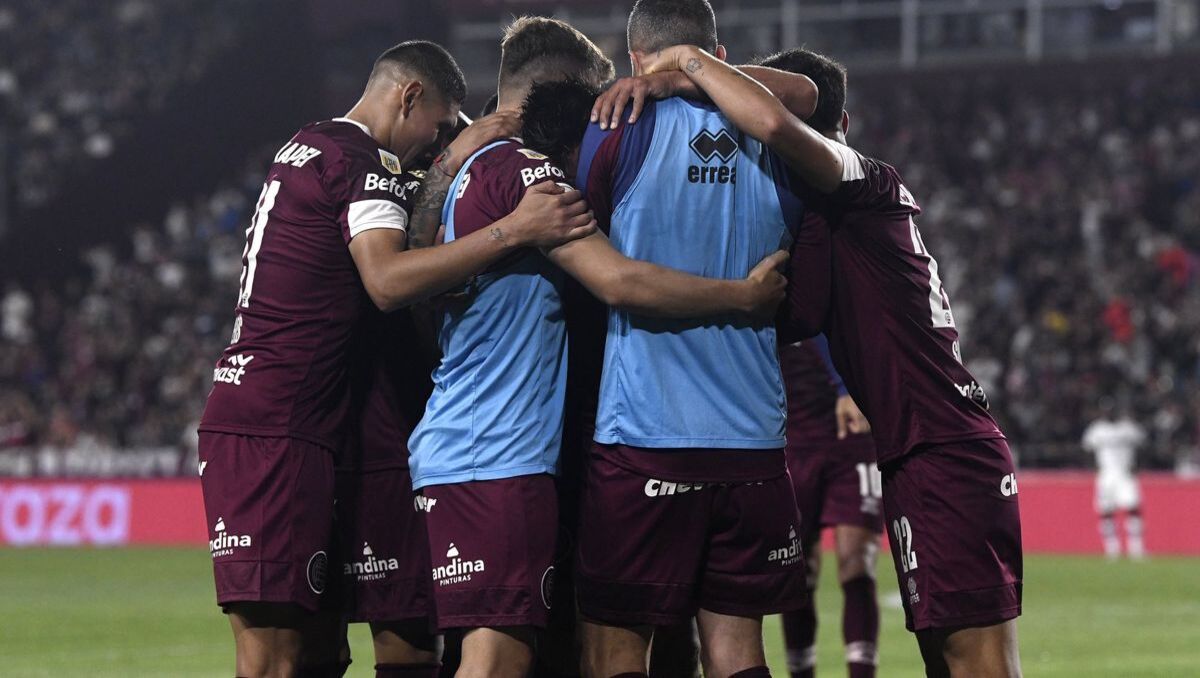 El Toto Salvio le dio el triunfo a Lanús y hundió a Boca aún más en su crisis