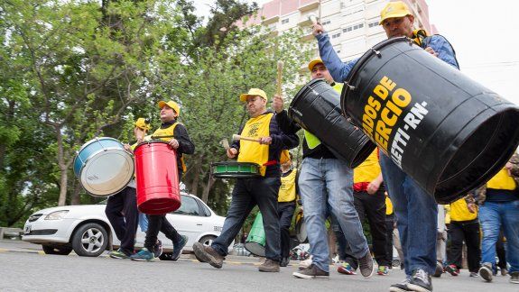 La Asociación de Empleados de Comercio de Cipolletti exige la reincorporación de los despedidos.&nbsp;