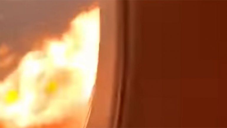 Escalofriante video: así vivieron desde adentro los pasajeros el incendio del avión ruso