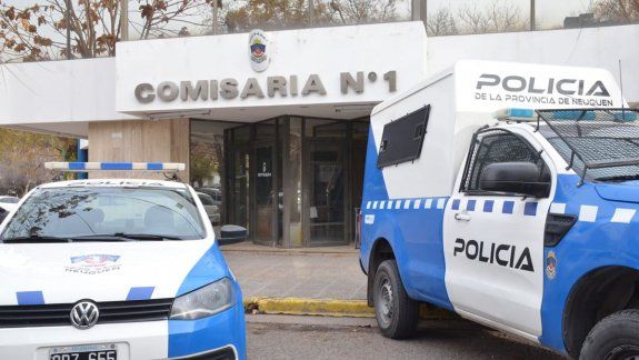 Abusador de mameluco y en bici acosó a tres mujeres