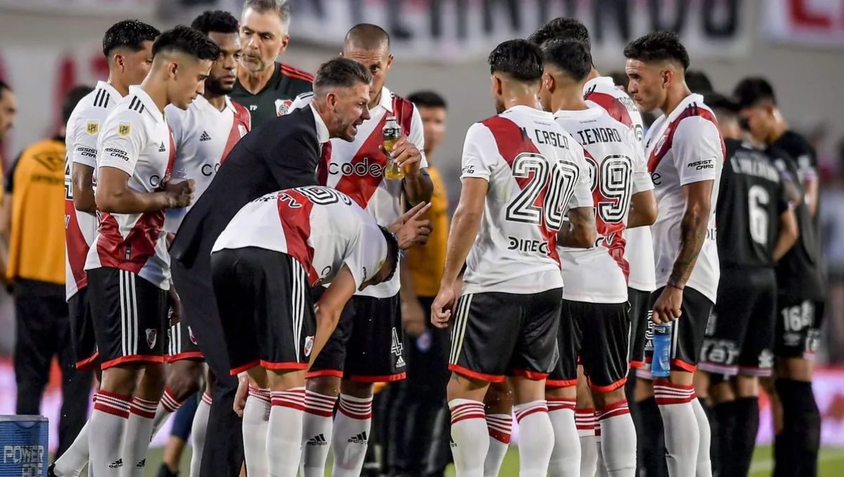 Martín Demichelis comenzó a definir los jugadores que no seguirán en River.