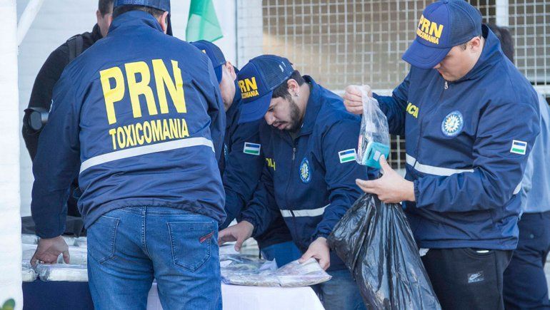 Lo condenan por traer marihuana para los turistas