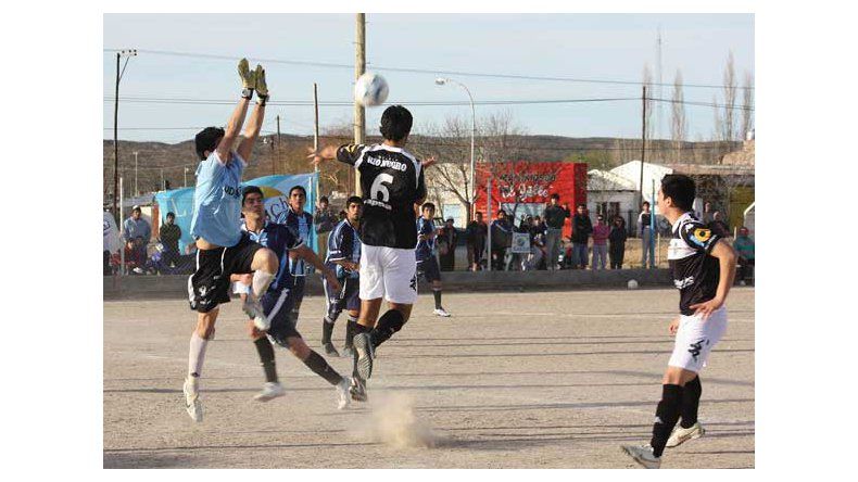 Las razones por las que un equipo de la Liga Confluencia se bajó del torneo y quiénes serán los tres nuevos