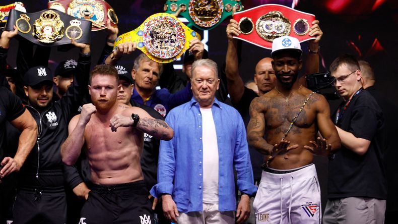 Canelo Álvarez busca unificar los cinturones.