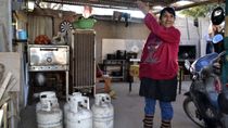 Mariana, vecina y referente del barrio Labraña sueña con el gas natural y la posibilidad de terminar con años de fríos inviernos.