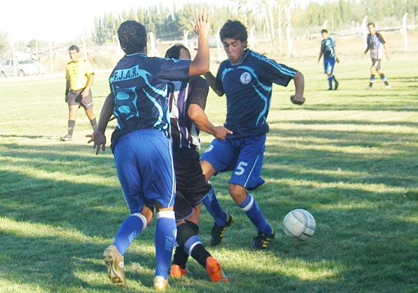 Pillmatun defiende la punta en Catriel