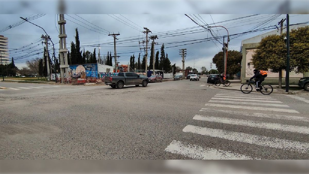 Desde este lunes se trabaja en la primera etapa del plan para mejorar la transitabilidad sobre Lisandro de la Torre y Tres Arroyos.