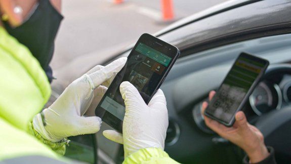 Entregan celulares con escáner en Cipolletti para hacer controles