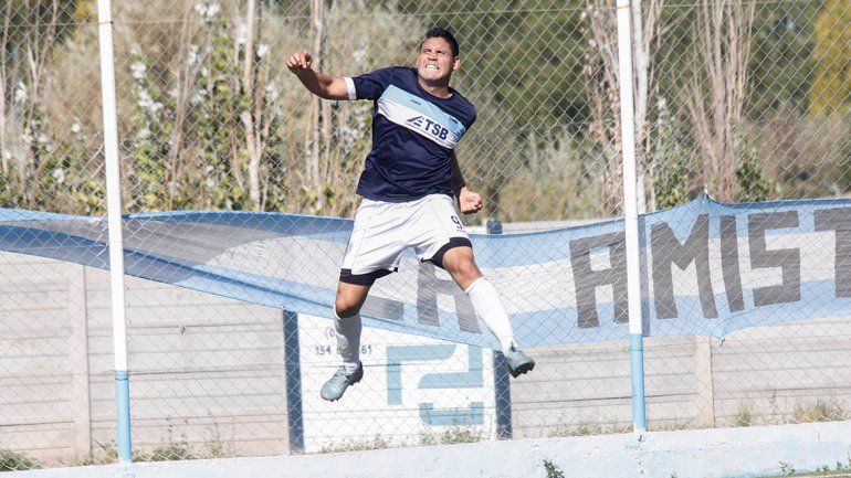 La Amistad se quedó con el grupo