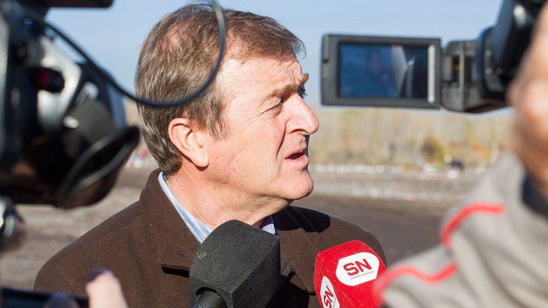 En María Elvira también exigieron la entrega de agua y cestos de basura.