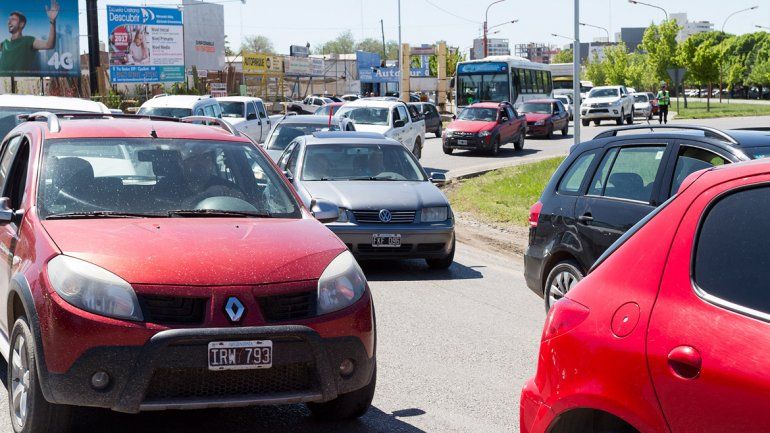 La obra acortaría el tiempo de viaje y disminuiría el tránsito por la zona de la rotonda hacia Neuquén.