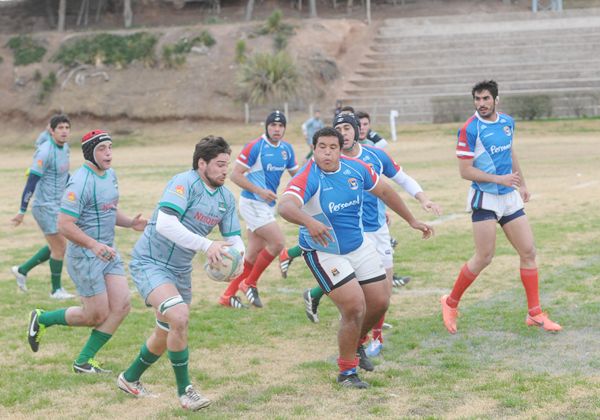 Alto Valle busca su primera alegría