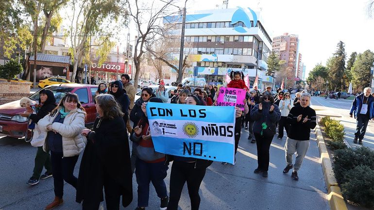 En 13 fotos, así se vivió la marcha federal para pedir por la aparición de Loan en Neuquén