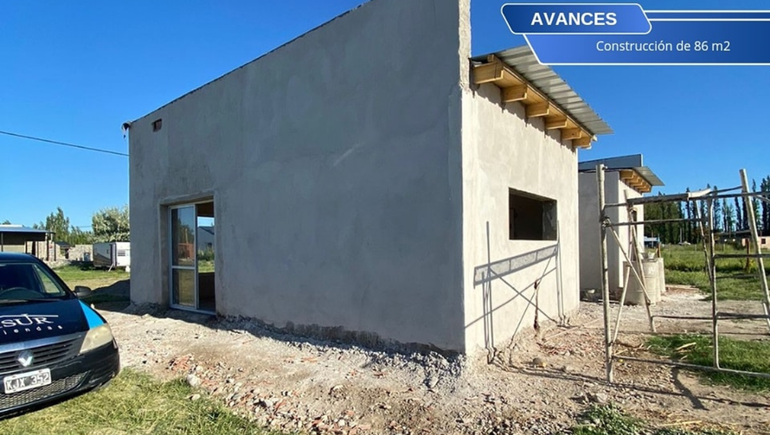 La empresa demandada suele compartir en redes sociales avances de obras y trabajos que realiza con sus clientes.