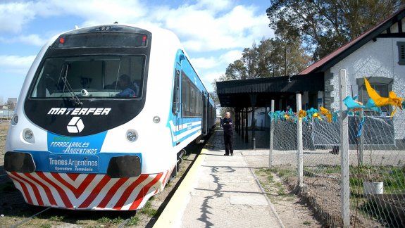 El Tren del Valle volvió a funcionar después de un desperfecto técnico