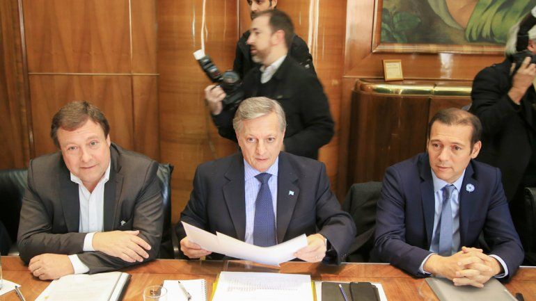 Weretilneck presente en el encuentro con los ministros Frigerio y Aranguren.