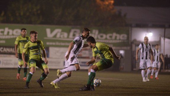 El Albinegro no pudo quebrar la resistencia de Ferro: fue empate 1-1 en La Visera