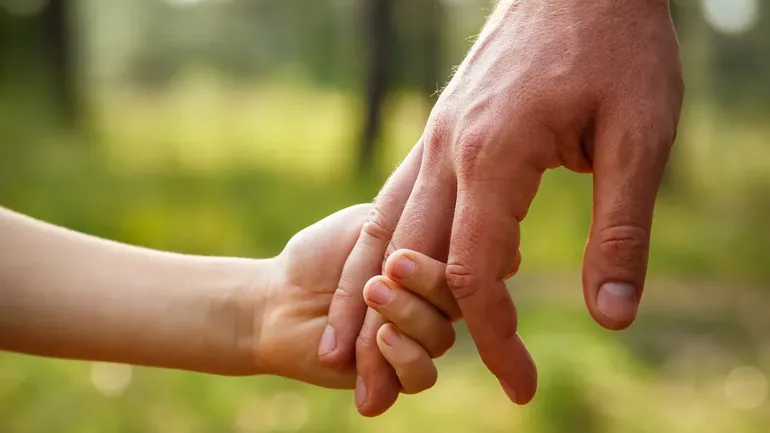 El hombre ejerció su paternidad, aún después de la separación. 