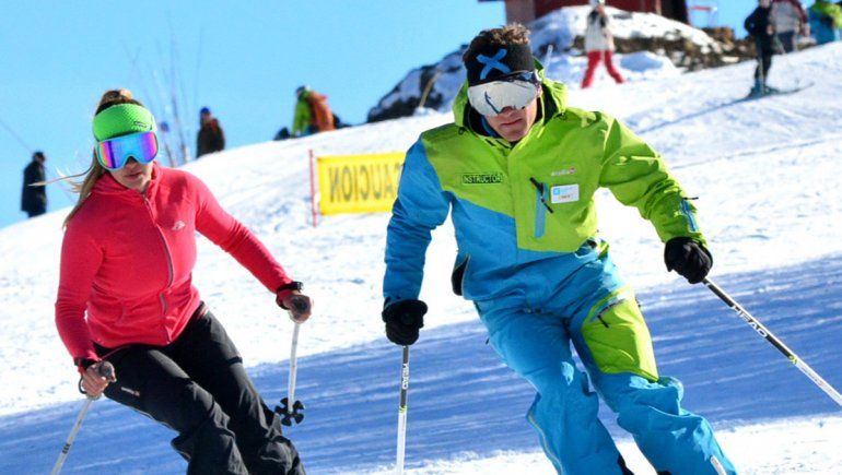 Los centros de esquí rionegrinos promocionan sus servicios en Brasil