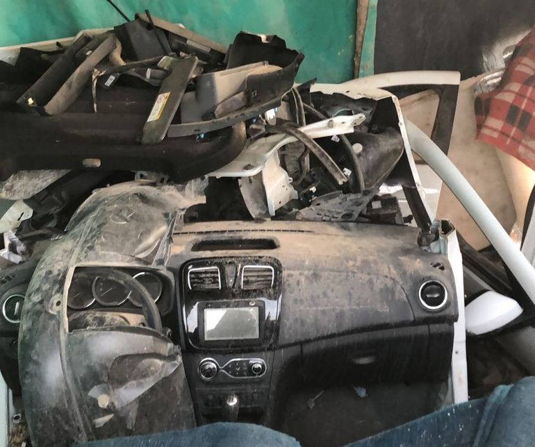 Investigan banda que roba autos en Neuquén y los desmantela en Río Negro