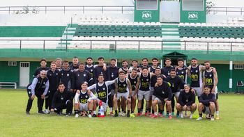 Una imagen que puede quedar en la historia. La última del grupo antes de la gran final. Fotos: Omar Novoa