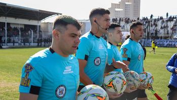 Video: el increíble gol anulado que enfurece a todo Cipo